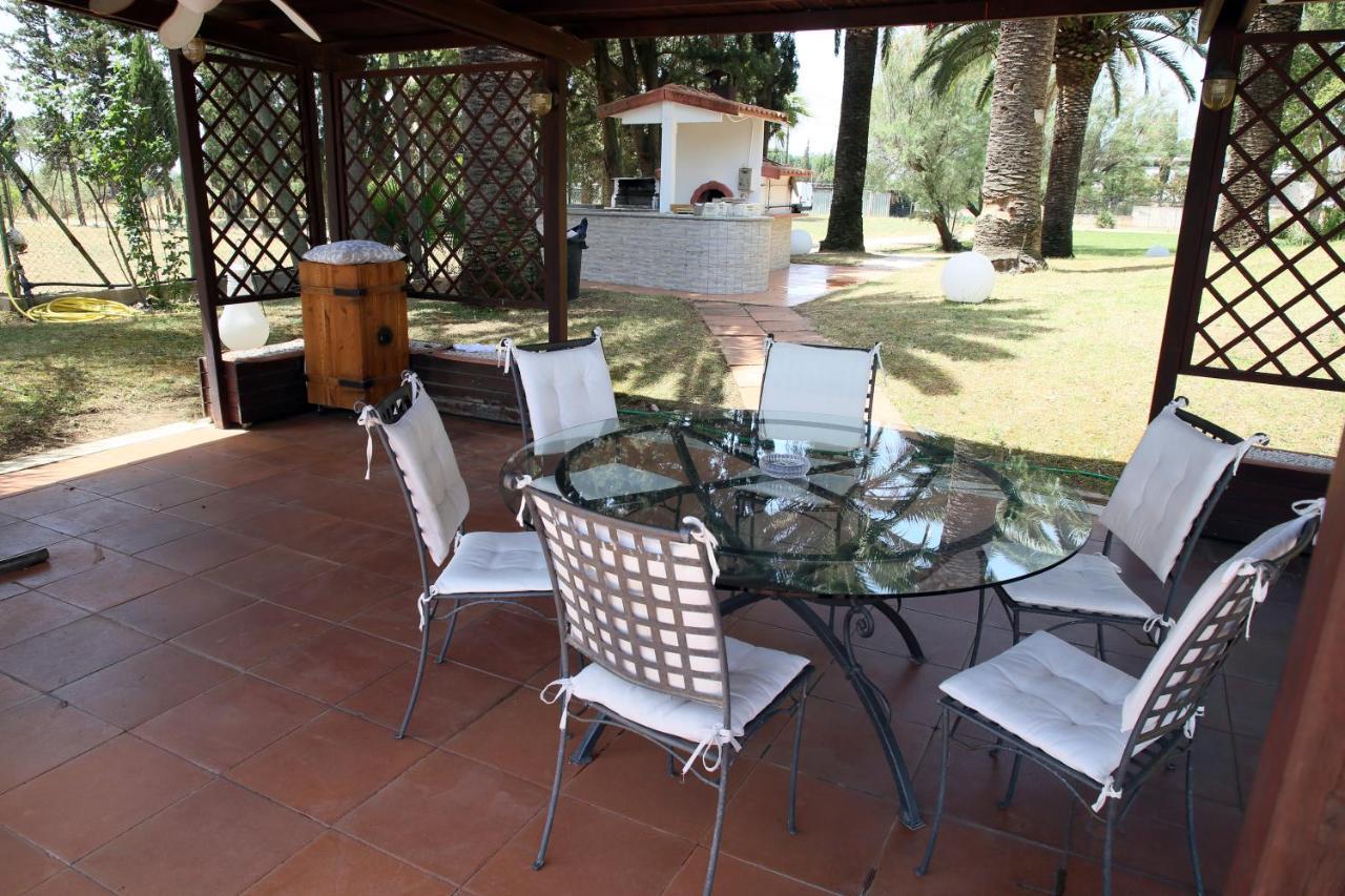 Paradise Suite Латина Екстер'єр фото