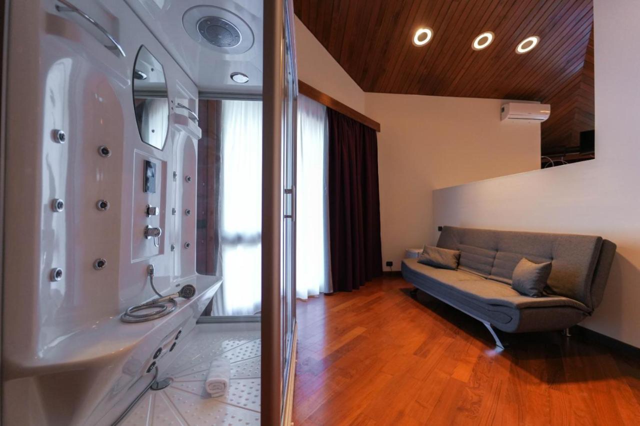 Paradise Suite Латина Екстер'єр фото