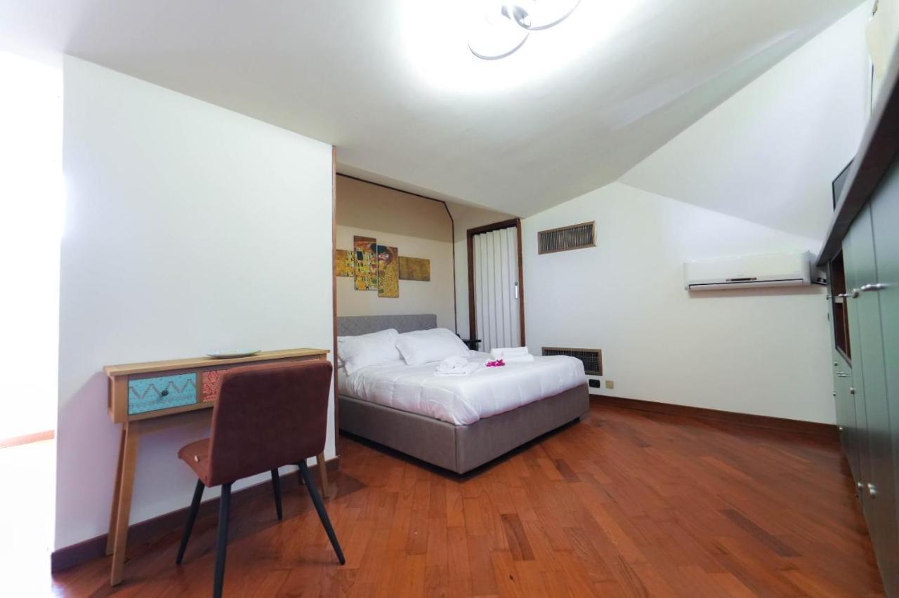 Paradise Suite Латина Екстер'єр фото
