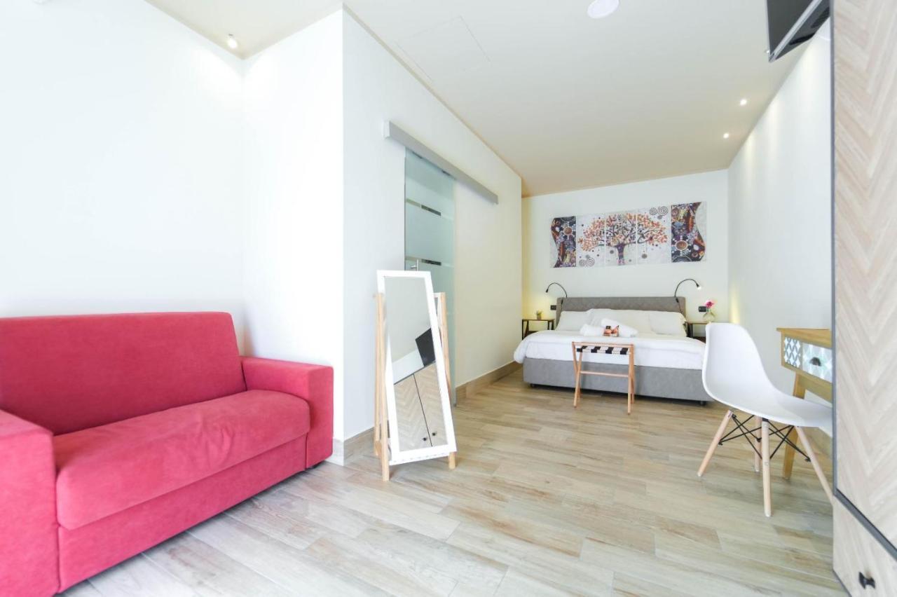 Paradise Suite Латина Екстер'єр фото