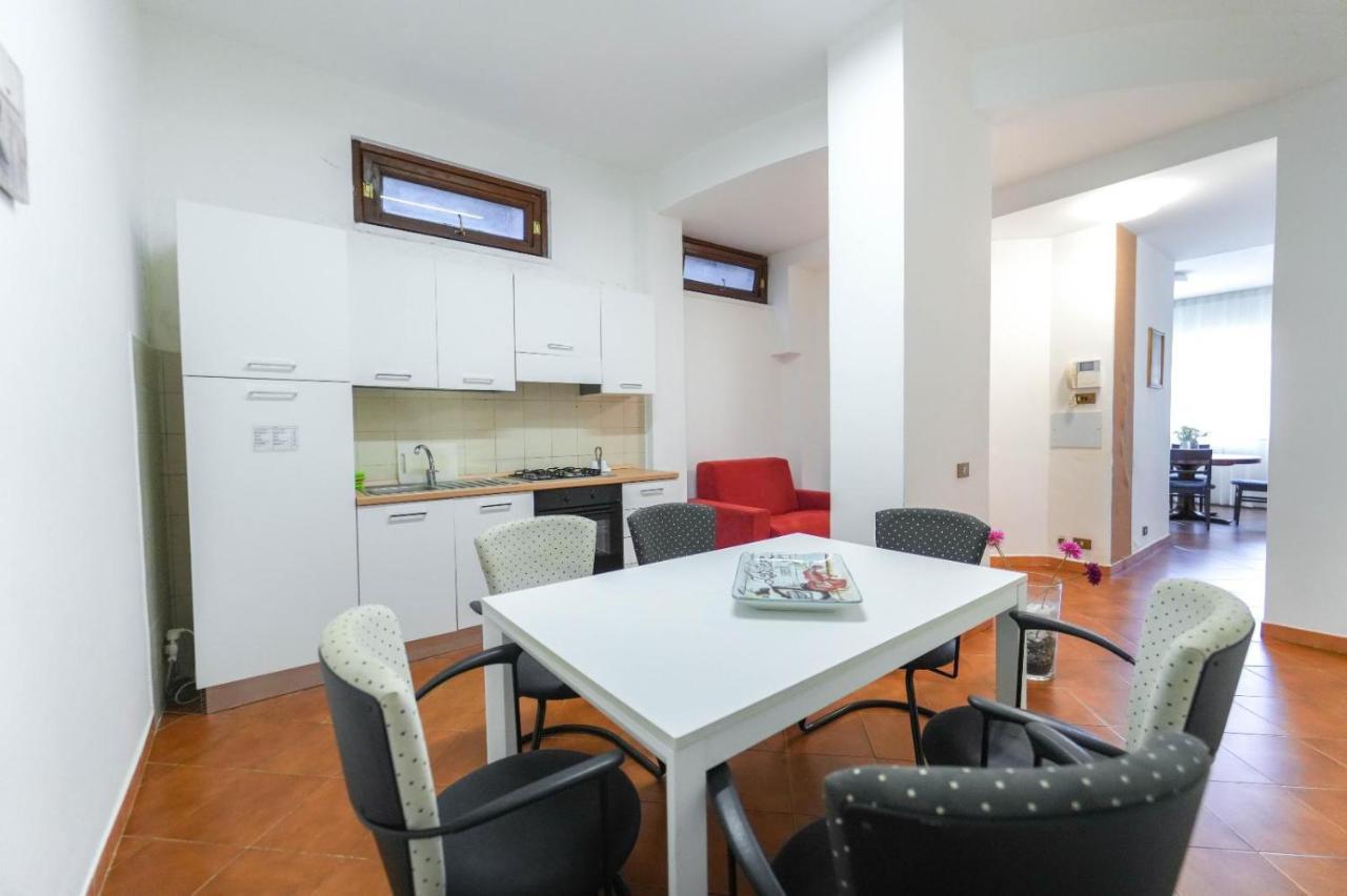 Paradise Suite Латина Екстер'єр фото