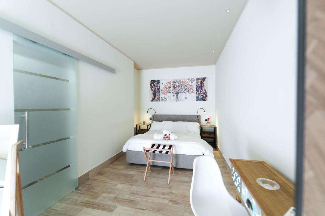 Paradise Suite Латина Екстер'єр фото