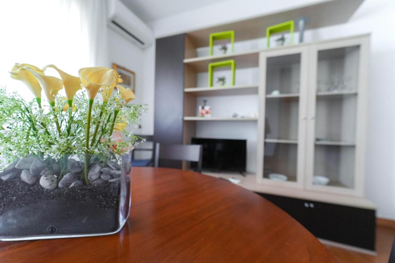 Paradise Suite Латина Екстер'єр фото
